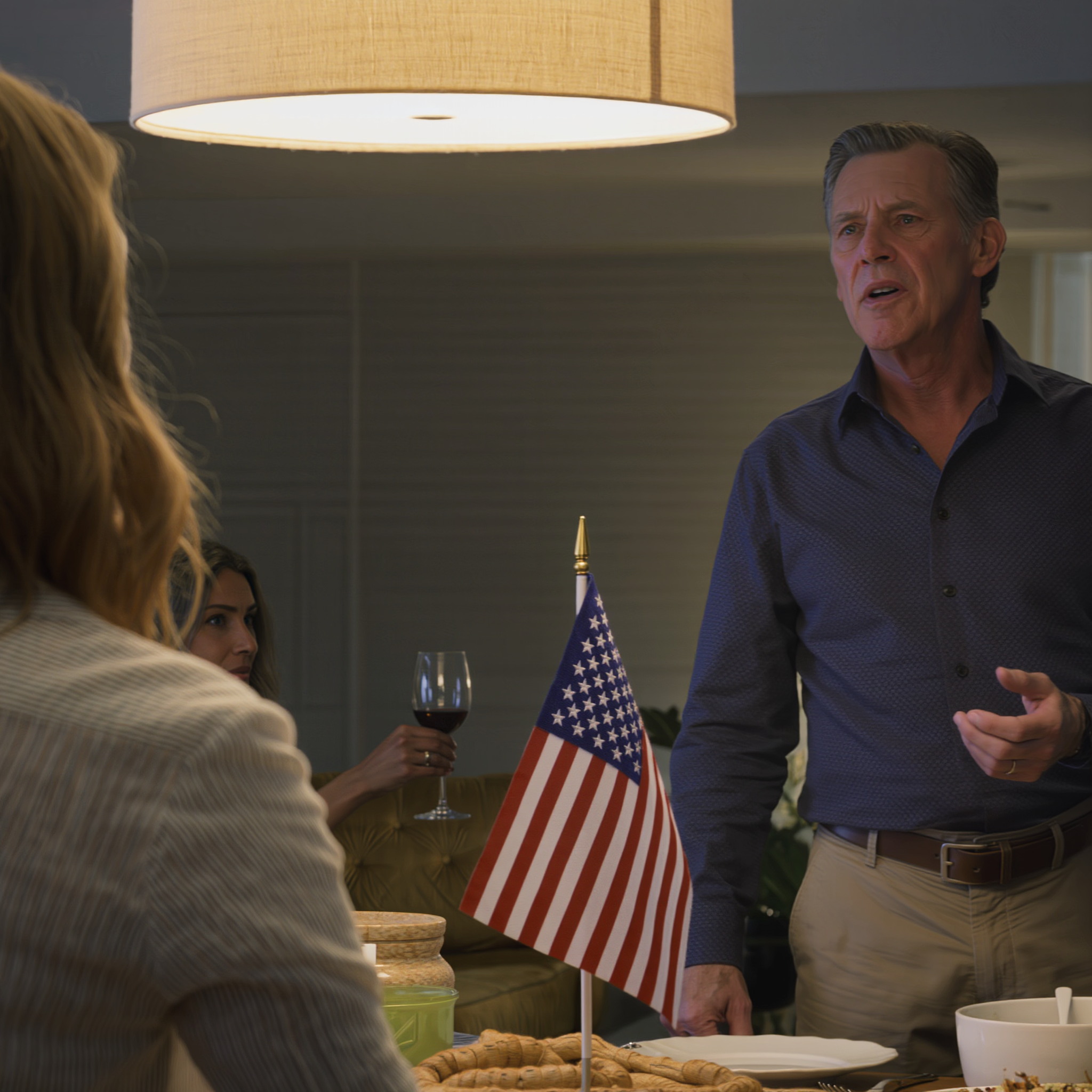 My sister had barely gotten divorced when she dragged her suitcase in to take over my house in Louisville; Dad slammed the table and ordered: “If you don’t take care of her, don’t bother coming to the company tomorrow!” The whole dinner was suffocating—she sipped expensive wine and smirked like always. I didn’t argue; I just raised my glass, said one sentence about “tomorrow”… and their smiles were snuffed out.