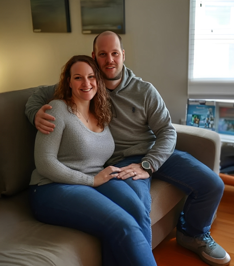 Ich stellte fest, dass die Box, die das Erbstück meiner Mutter enthielt, vollkommen leer war. Mein Mann gestand schließlich seine Beteiligung, doch das Netz aus Lügen, das er gesponnen hatte, war damit noch lange nicht entwirrt.