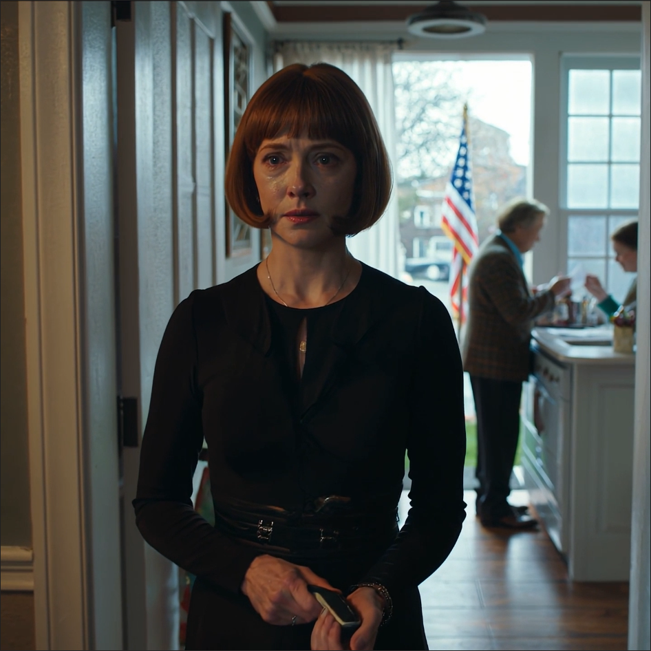 I came back from my husband’s funeral to tell my parents and sister one simple fact—Daniel left me three apartments and a house by the sea—and I thought it might finally buy me a little respect.