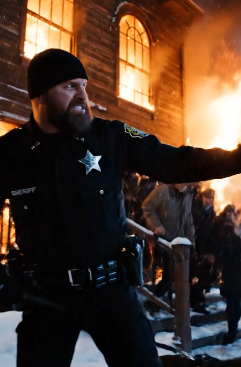 K9タイタンは唸り声を止めなかった。そして数分後、「日常的な」火災が、20年間町を支配してきた嘘を暴き出した。